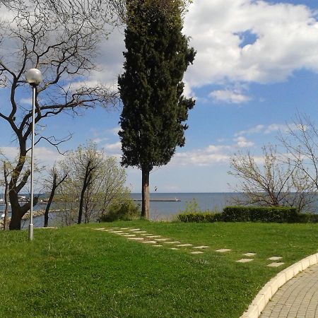 Panorama Beach Apartments Nesebar Buitenkant foto